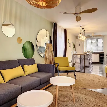 Sunkissed - Brand New Beach Apartment Located 50M From Beach Flic en Flac Exterior photo
